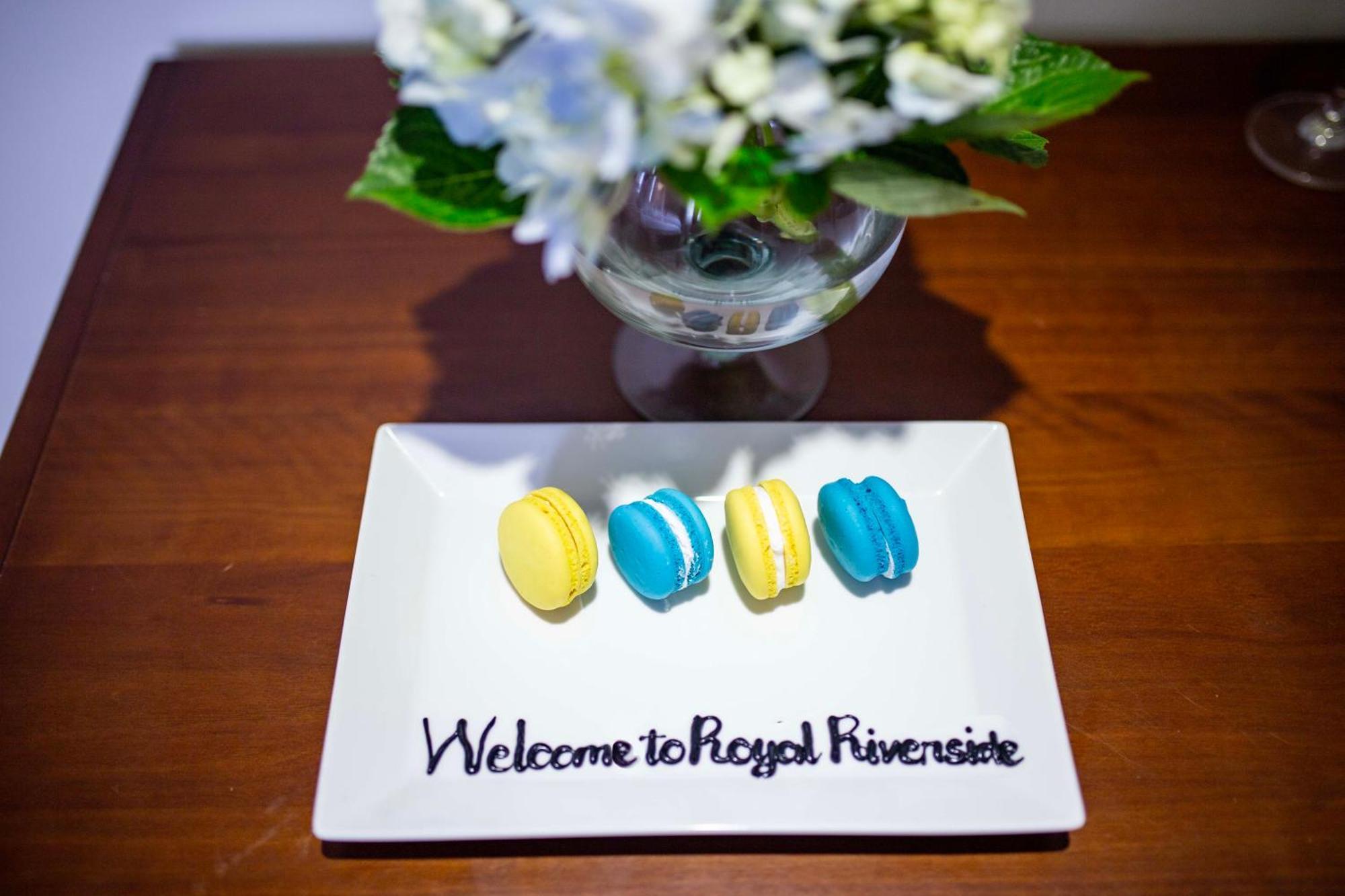 Royal Riverside Hoi An Hotel & Spa Экстерьер фото